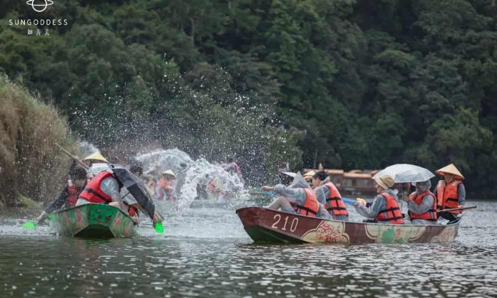 久游国旅真实客案丨公司团建70人飞云南，先踩点再签约真靠谱